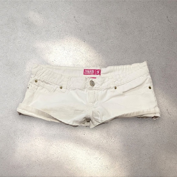 !! SOLD DO NOT BUY !! Zanadi White Low Rise Micro Mini Shorts - Picture 1 of 4